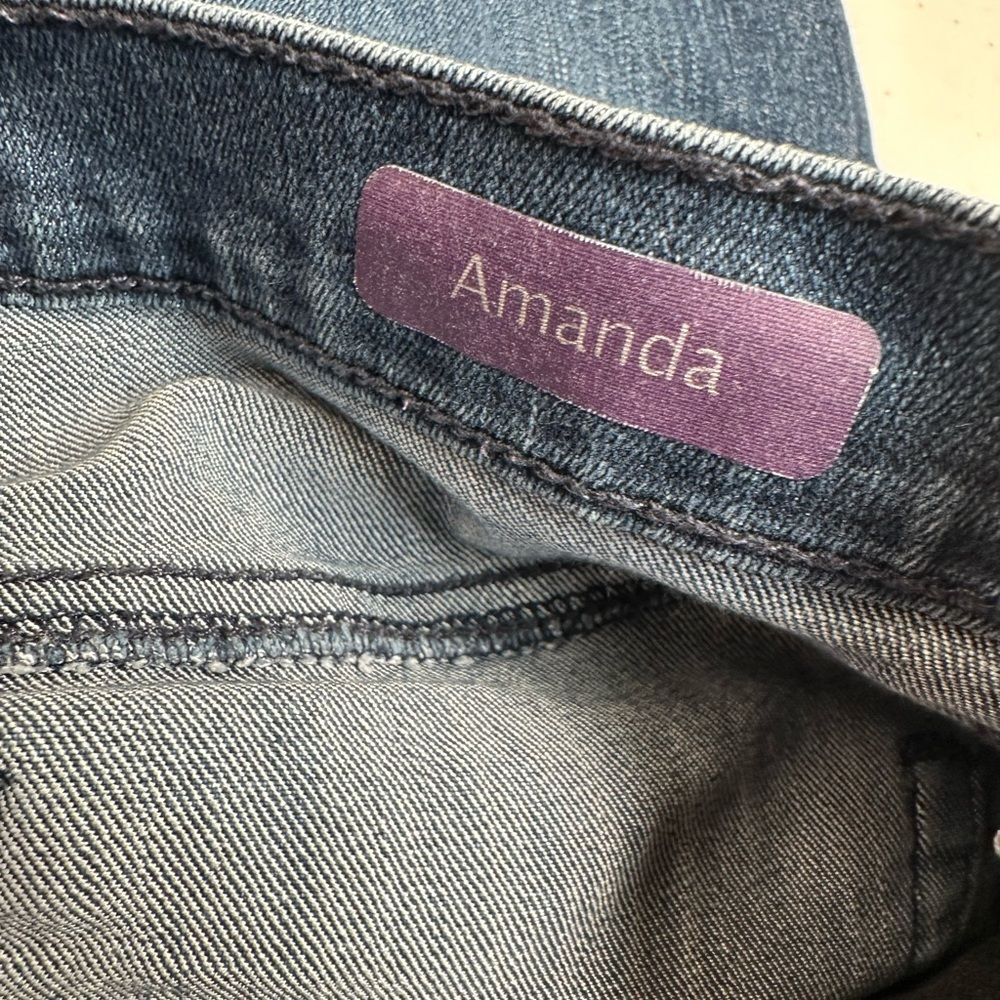 EUC Gloria Vanderbilt Women’s Classic Blue Denim Straight Leg Jeans - Size 8 - Picture 4 of 7
